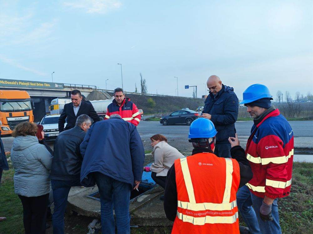 Rafinăria Petrobrazi nu se opreşte din cauza lipsei apei